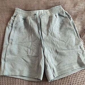Lululemon Men’s Relaxed At EaseShort 7” - Small - Oasis Blue